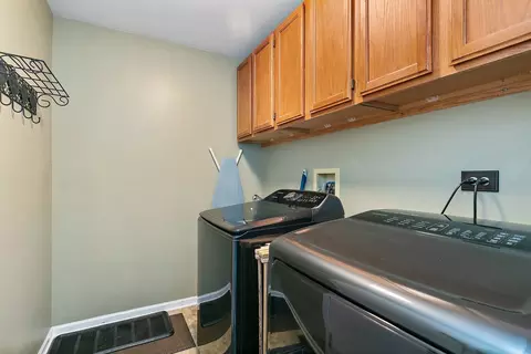 1010 Wakefield Dr, Elgin, IL 60120 photo 26