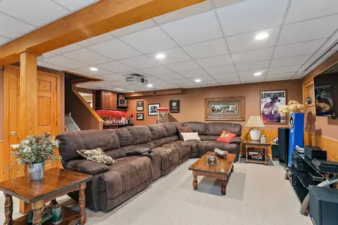 1010 Wakefield Dr, Elgin, IL 60120 photo 23