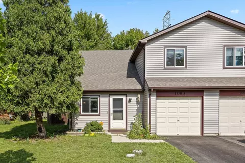 1093 Pheasant Run Ln, Aurora, IL 60504