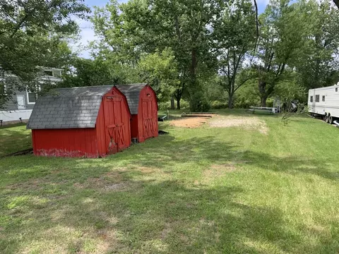 1878 Woodhaven, Sublette, IL 61367