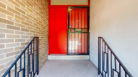 1301 E 55th St, Chicago, IL 60615 photo 4