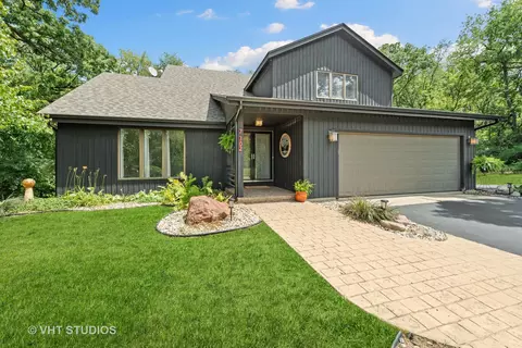 7302 Coventry Dr S, Spring Grove, IL 60081