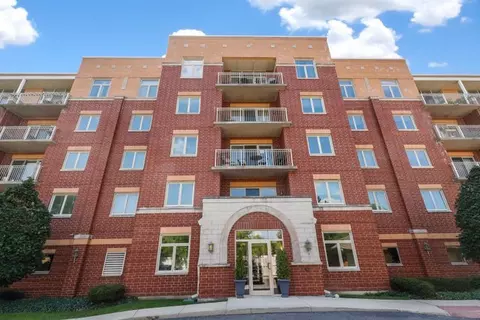 500 E Saint Charles Rd #508, Lombard, IL 60148