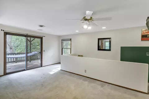 1010 W Dale Ave, Mchenry, IL 60051 photo 25