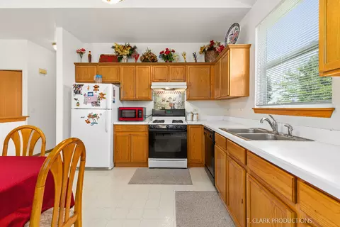 24010 W Marathon Ln, Plainfield, IL 60585 photo 11