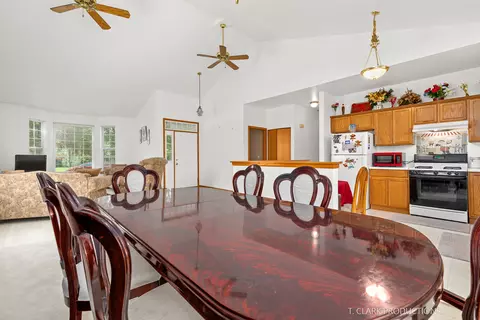 24010 W Marathon Ln, Plainfield, IL 60585 photo 9