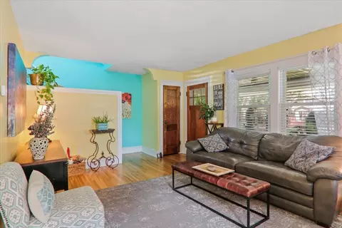 5 Harbord Dr, Bloomington, IL 61701 photo 3