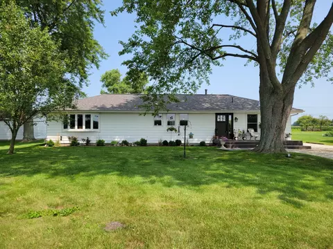 1921 W 2000s Rd, Kankakee, IL 60901