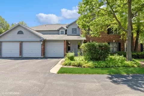 198 Grove Ave #12C, Des Plaines, IL 60016