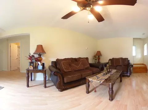 58 Maple St, Elgin, IL 60123 photo 23