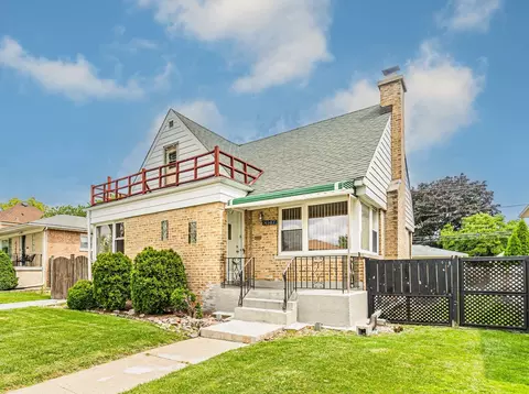 8147 N Osceola Ave, Niles, IL 60714