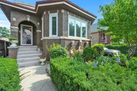 3720 W 60th St, Chicago, IL 60629