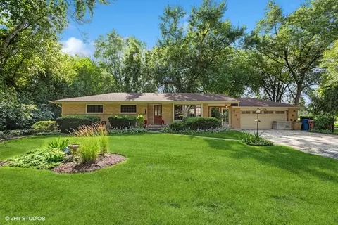 7 N274 Eagle Ave, Medinah, IL 60157
