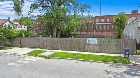 5537 S Oakley Ave, Chicago, IL 60636