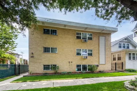 7410 Dixon St #G1, Forest Park, IL 60130