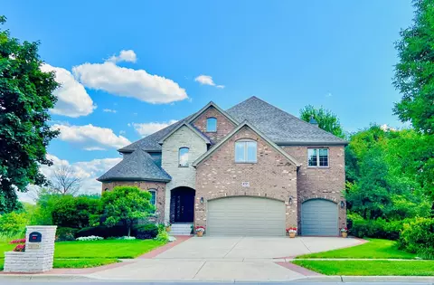 6721 Revere Ct, Gurnee, IL 60031