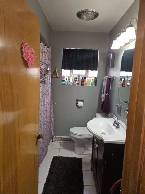 2140 E 93rd St, Chicago, IL 60617 photo 8