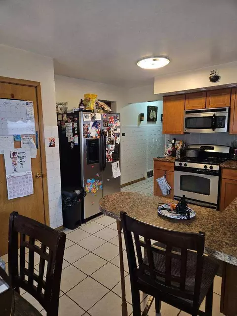 2140 E 93rd St, Chicago, IL 60617 photo 13