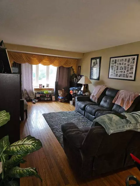 2140 E 93rd St, Chicago, IL 60617 photo 9