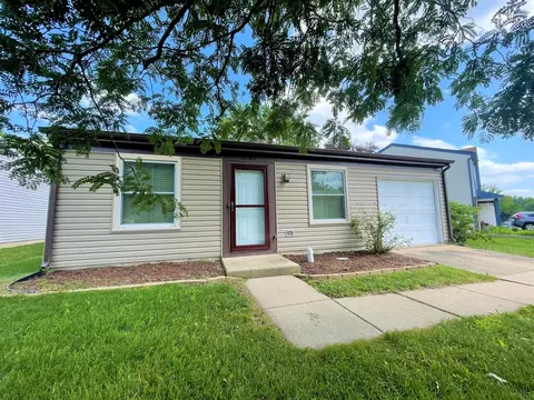 2 S411 Continental Dr, Warrenville, IL 60555