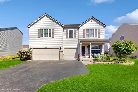 1012 Pine View Dr, Joliet, IL 60432