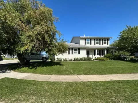 1616 Cutter Ct, Normal, IL 61761 photo 3