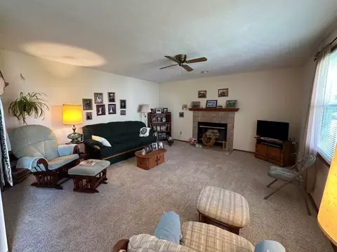 1616 Cutter Ct, Normal, IL 61761 photo 9