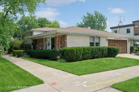 6845 N Algonquin Ave, Chicago, IL 60646