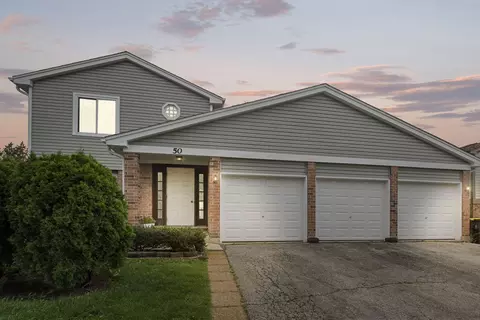 50 Terry Dr #D, Roselle, IL 60172