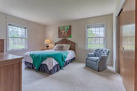 620 E Greenview Rd, Itasca, IL 60143 photo 16
