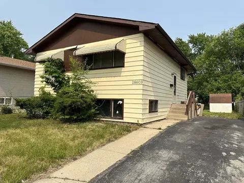 16603 Paulina St, Markham, IL 60428 photo 3