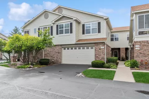 540 Chesterfield Ct, Oswego, IL 60543