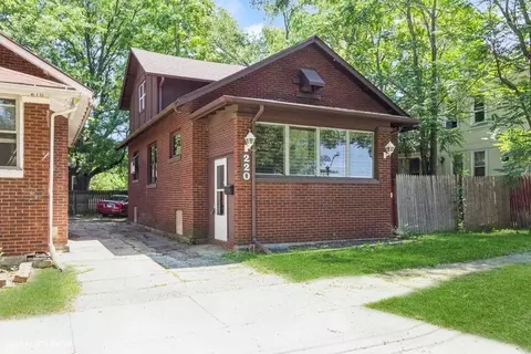 220 S Raynor Ave, Joliet, IL 60436