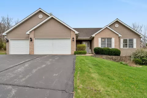 2832 E 2525th Rd, Marseilles, IL 61341