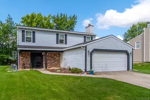 20002 S Rosewood Dr, Frankfort, IL 60423