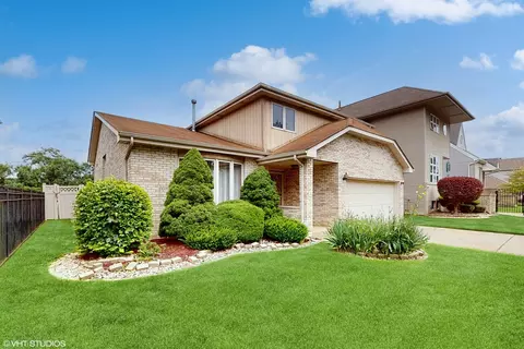 1034 E 90th St, Chicago, IL 60619