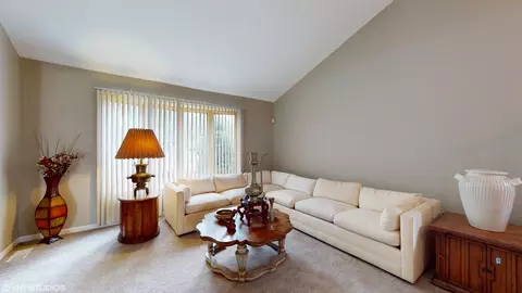 1034 E 90th St, Chicago, IL 60619 photo 8