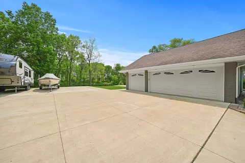 17152 S Lily Cache Rd, Plainfield, IL 60586 photo 42