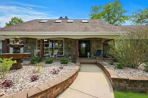17152 S Lily Cache Rd, Plainfield, IL 60586 photo 3