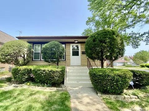 37 E 141st St, Riverdale, IL 60827