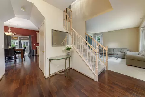 11654 S Olympic Dr, Plainfield, IL 60585 photo 3