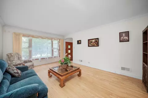 560 Selborne Rd, Riverside, IL 60546 photo 4