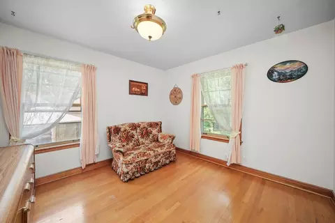 560 Selborne Rd, Riverside, IL 60546 photo 16