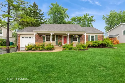750 Silver Rock Ln, Buffalo Grove, IL 60089