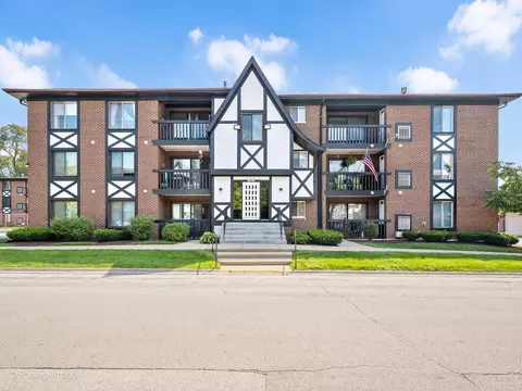 13615 Lamon Ave #509, Crestwood, IL 60418