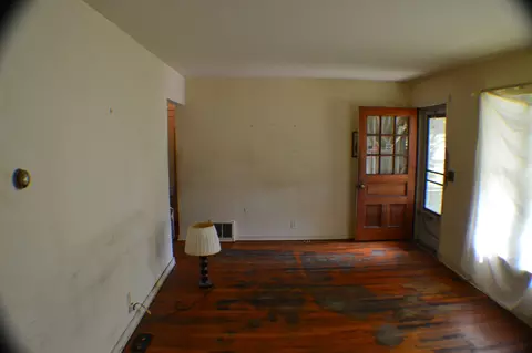 341 Wilcox Ave, Elgin, IL 60123 photo 3