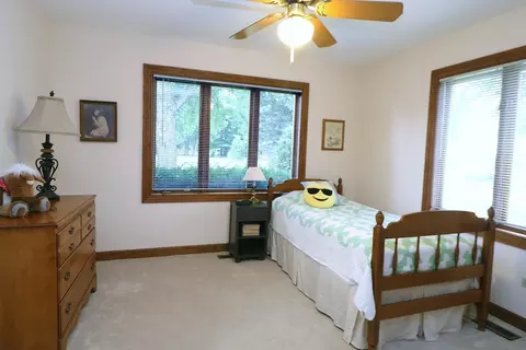 12 N290 Jackson Dr, Elgin, IL 60124 photo 20