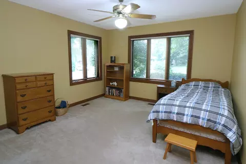 12 N290 Jackson Dr, Elgin, IL 60124 photo 18