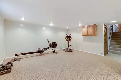 4150 Ohare Dr, Hoffman Estates, IL 60192 photo 25