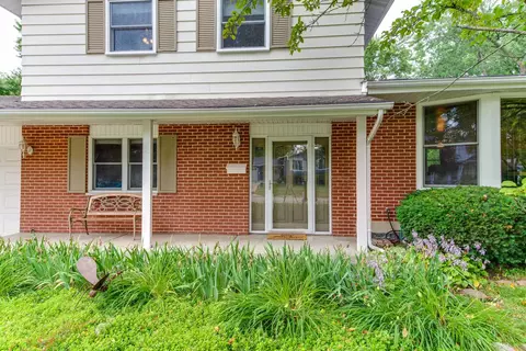 4150 Ohare Dr, Hoffman Estates, IL 60192 photo 3